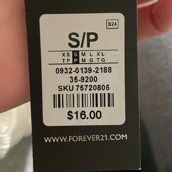 BNWT Forever 21 tiered ruffle dress - Picture 9 of 9